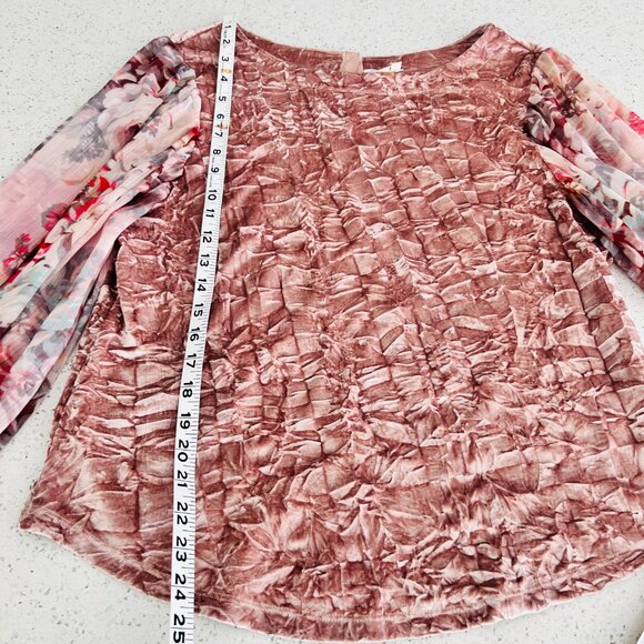 Anthropologie Velvet & Silky Puff Sleeve Blouse by Meadow Rue - Picture 6 of 9